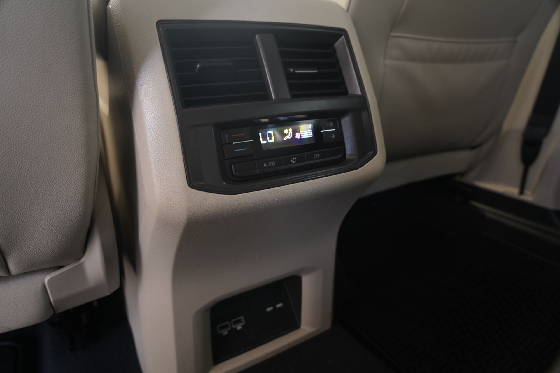 2020 Volkswagen Atlas 3.6L V6 SE w/Technology
