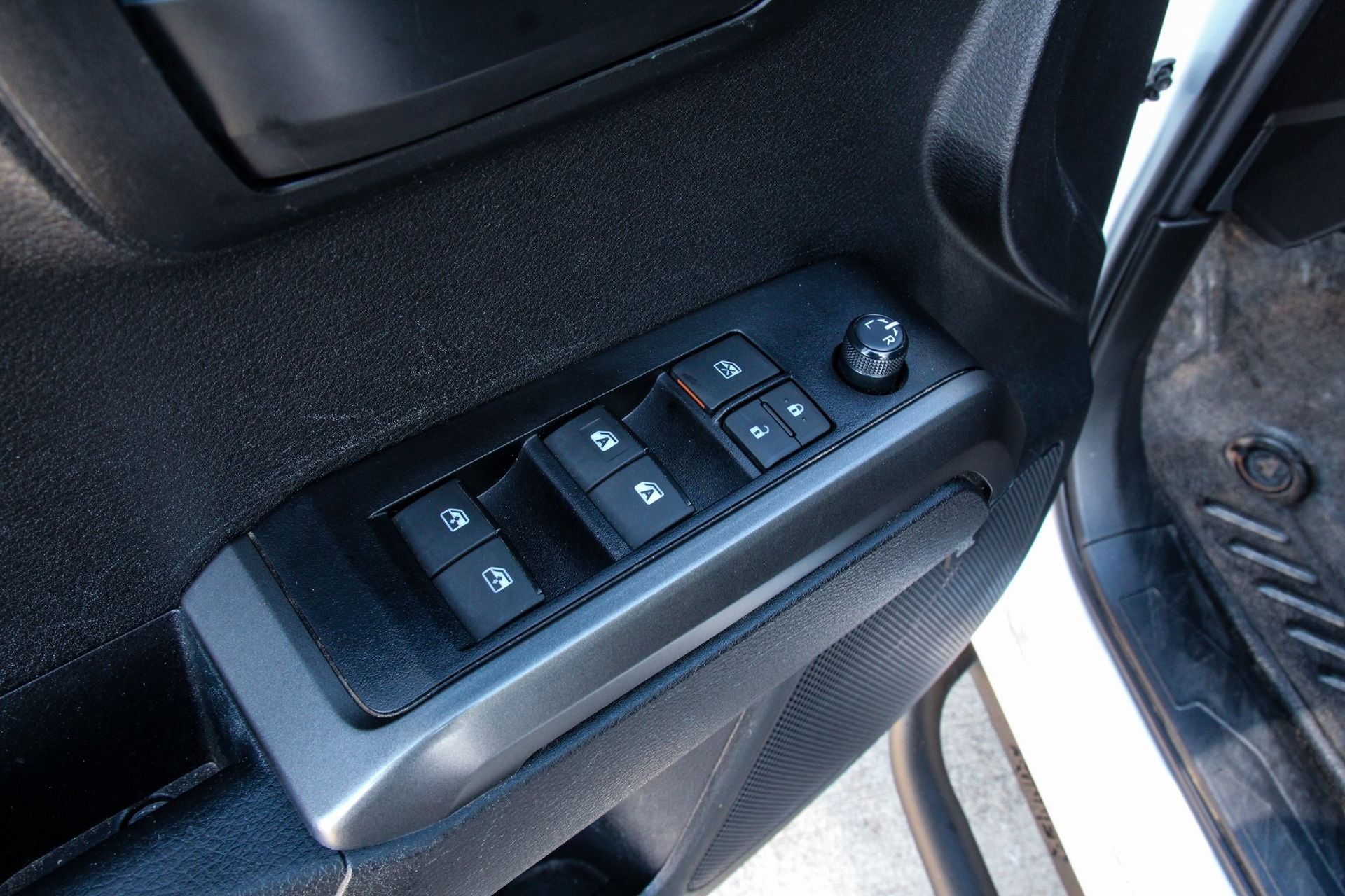 2023 Toyota Tacoma V6