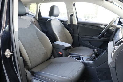 2026 Volkswagen Taos 1.5T SE Black