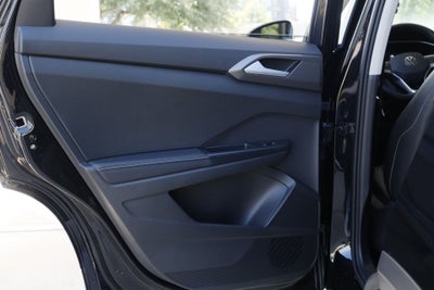 2026 Volkswagen Taos 1.5T SE Black