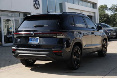2026 Volkswagen Taos 1.5T SE Black