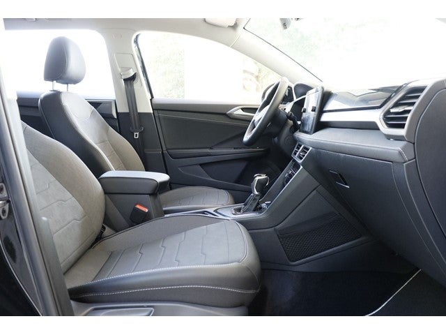 2026 Volkswagen Taos 1.5T SE Black