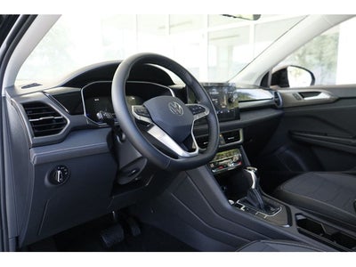 2026 Volkswagen Taos 1.5T SE Black