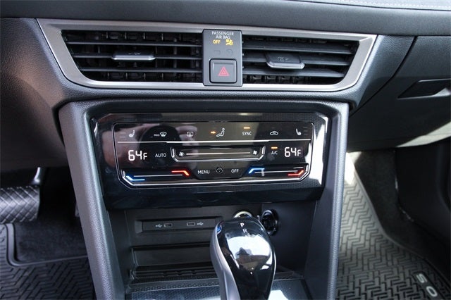 2026 Volkswagen Taos 1.5T SE Black