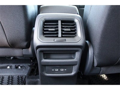 2026 Volkswagen Taos 1.5T SE Black