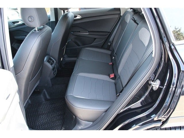 2026 Volkswagen Taos 1.5T SE Black