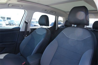 2026 Volkswagen Taos 1.5T SE Black