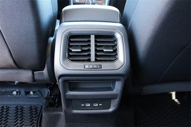 2026 Volkswagen Taos 1.5T SE Black