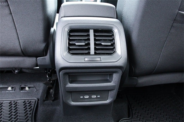 2026 Volkswagen Taos 1.5T SE Black