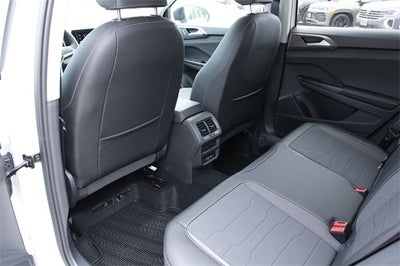 2026 Volkswagen Taos 1.5T SE Black