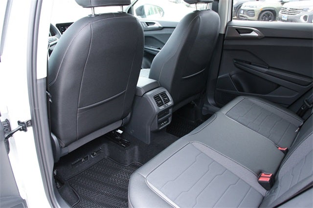 2026 Volkswagen Taos 1.5T SE Black