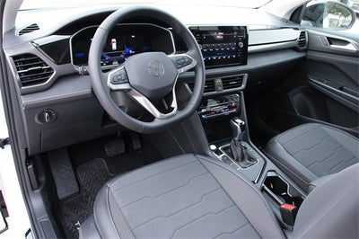 2026 Volkswagen Taos 1.5T SE Black