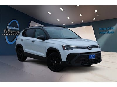 2026 Volkswagen Taos 1.5T SE Black