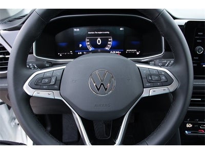 2026 Volkswagen Taos 1.5T SE Black