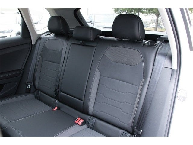 2026 Volkswagen Taos 1.5T SE Black