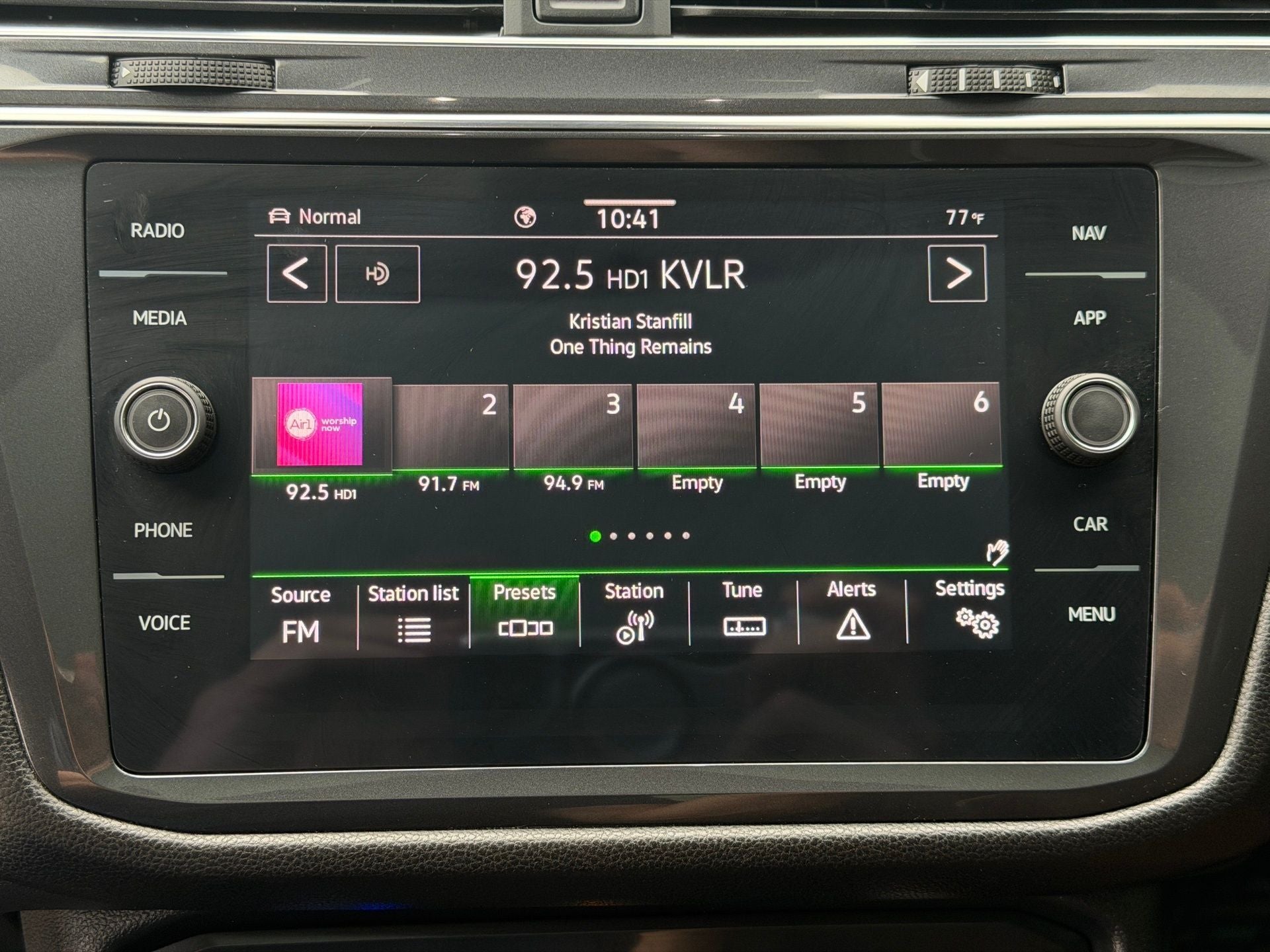 2024 Volkswagen Tiguan 2.0T SEL R-Line