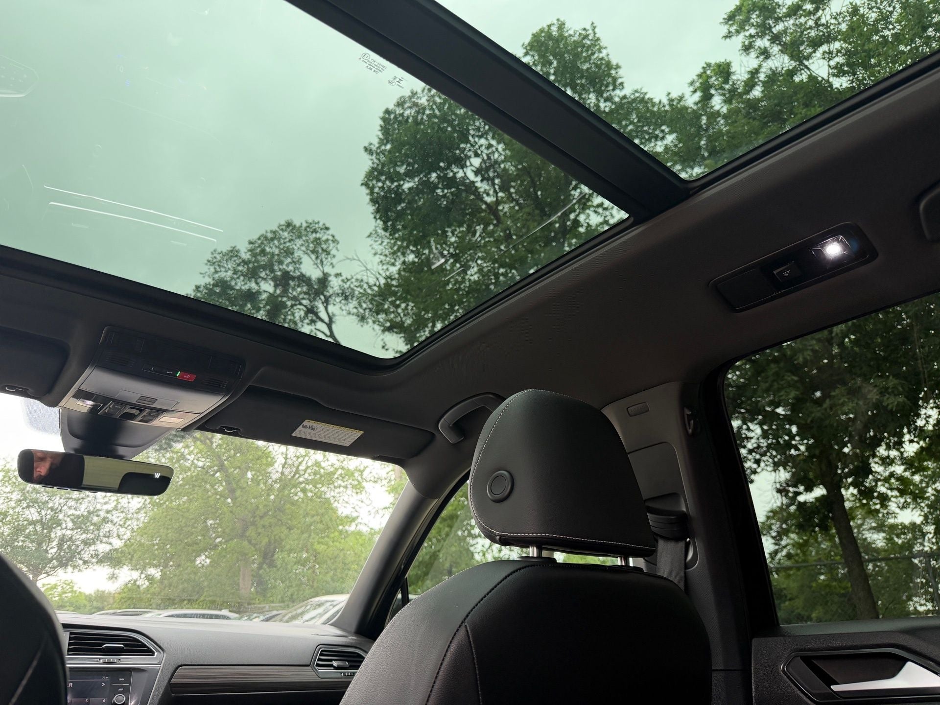 2024 Volkswagen Tiguan 2.0T SEL R-Line