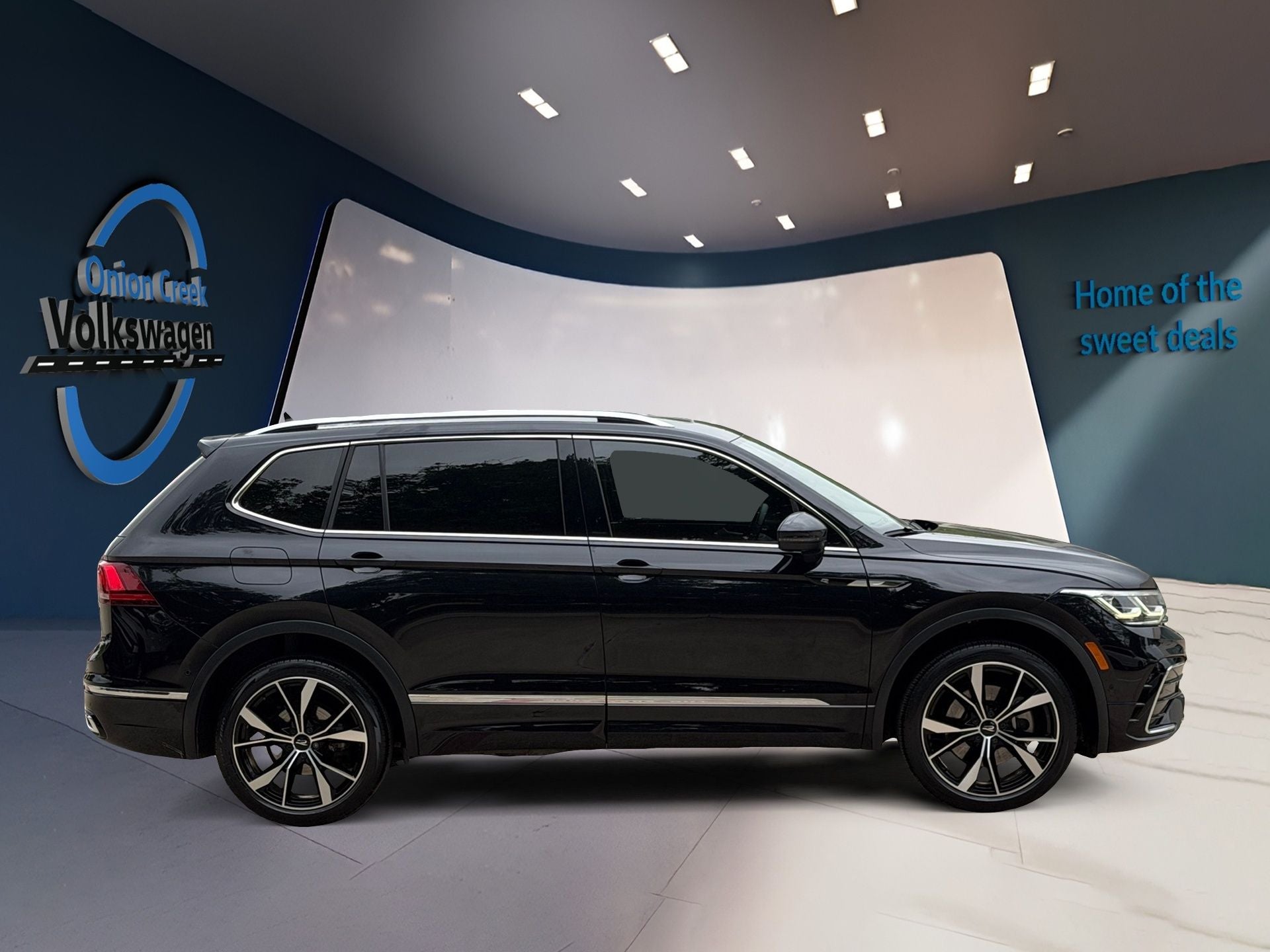 2024 Volkswagen Tiguan 2.0T SEL R-Line