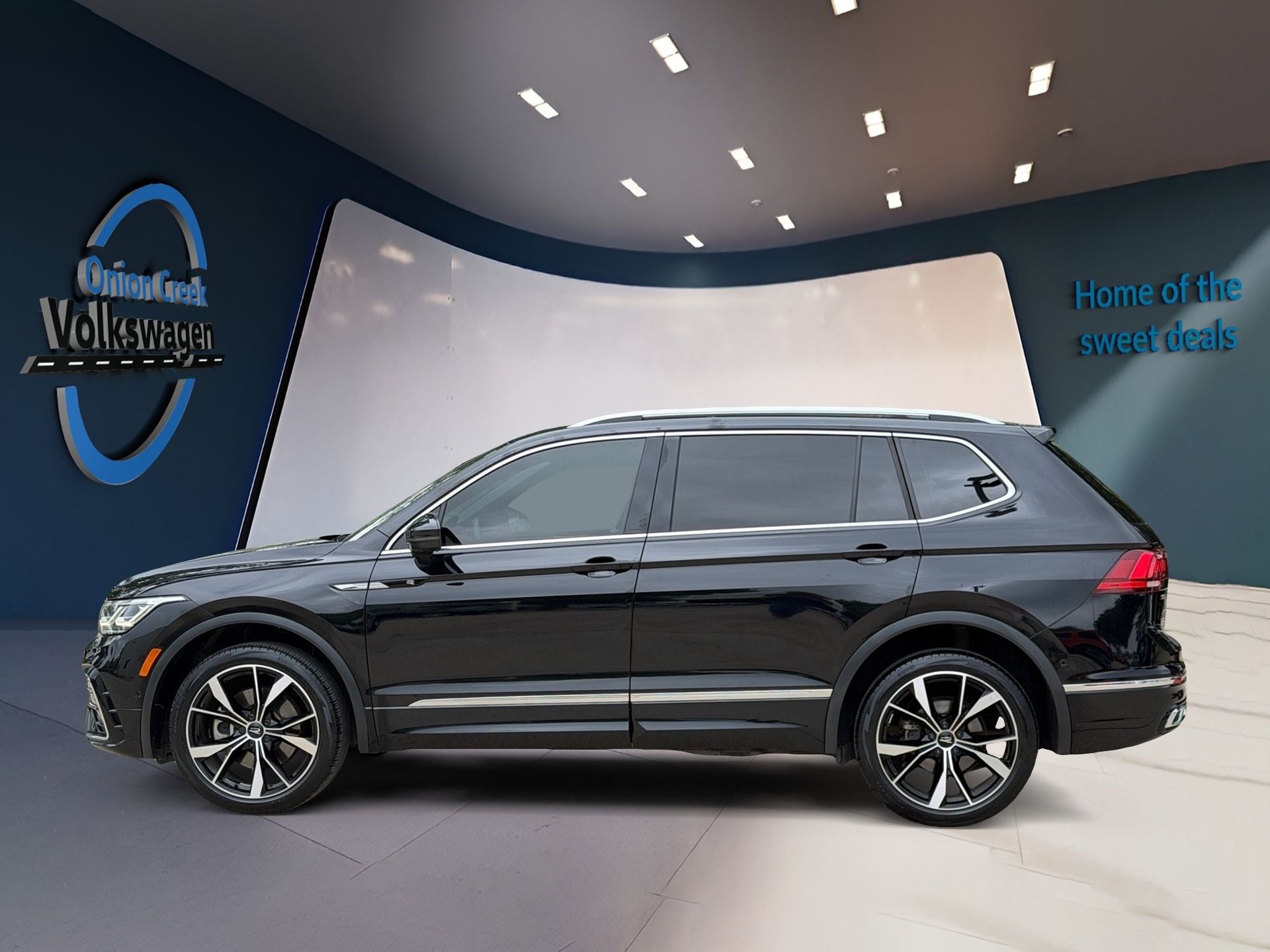 2024 Volkswagen Tiguan 2.0T SEL R-Line