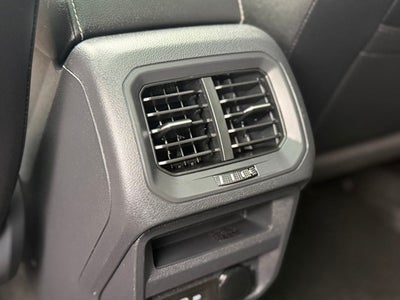2024 Volkswagen Tiguan 2.0T SEL R-Line