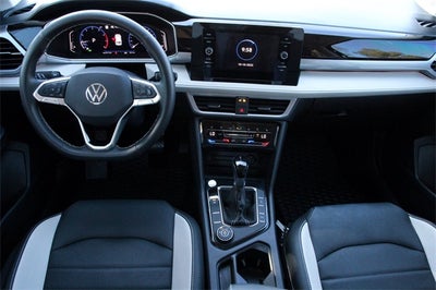 2025 Volkswagen Taos 1.5T SEL