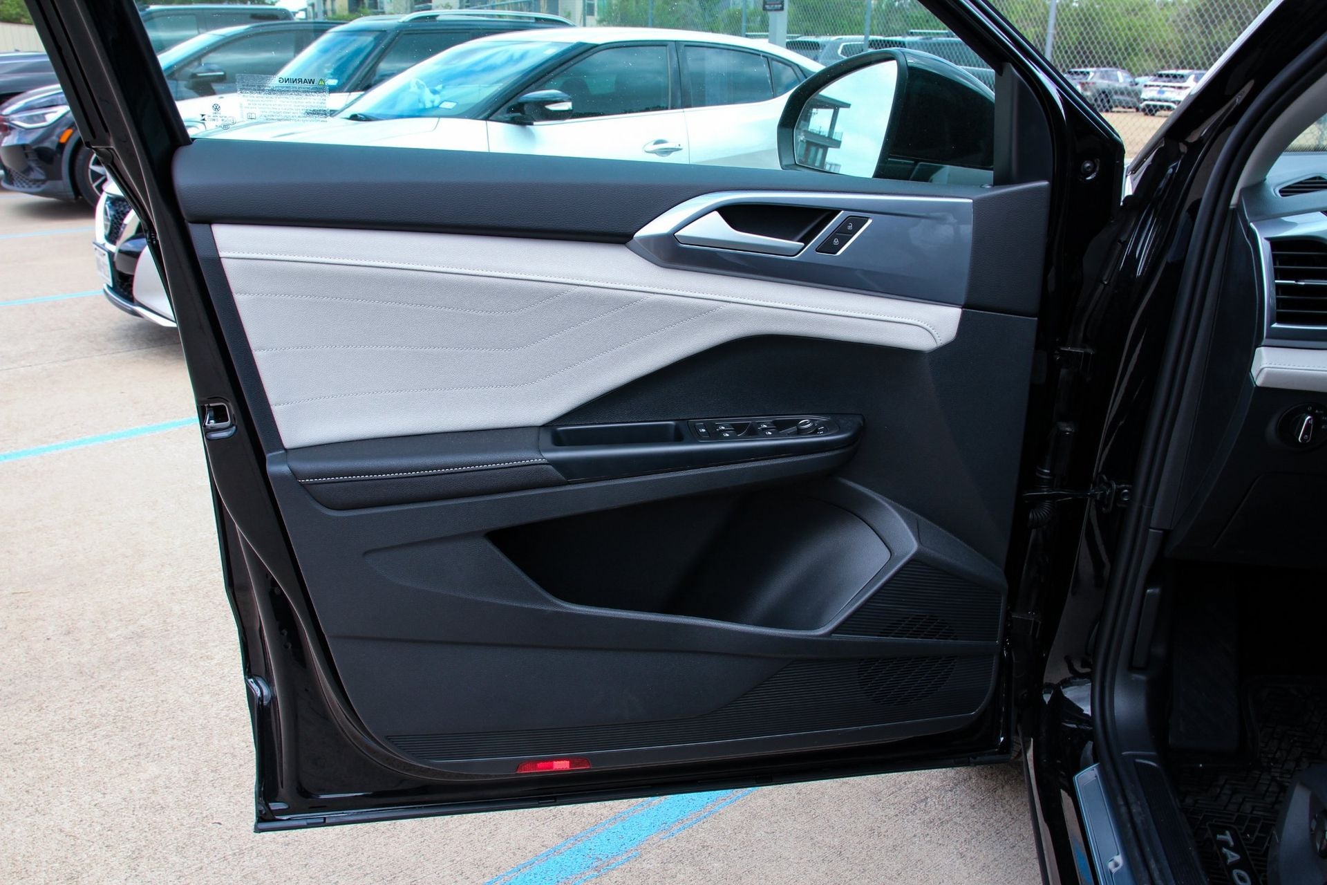 2026 Volkswagen Taos 1.5T SEL