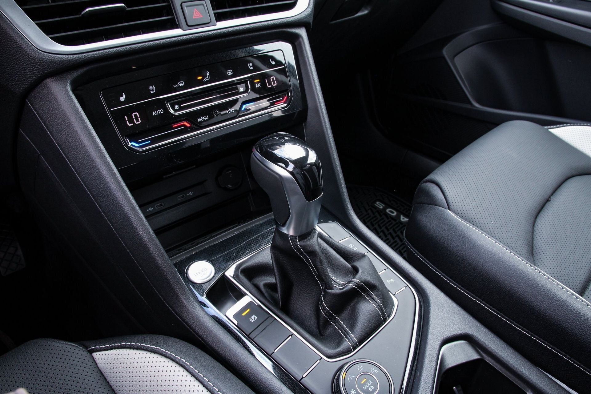 2026 Volkswagen Taos 1.5T SEL