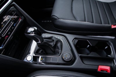 2026 Volkswagen Taos 1.5T SEL