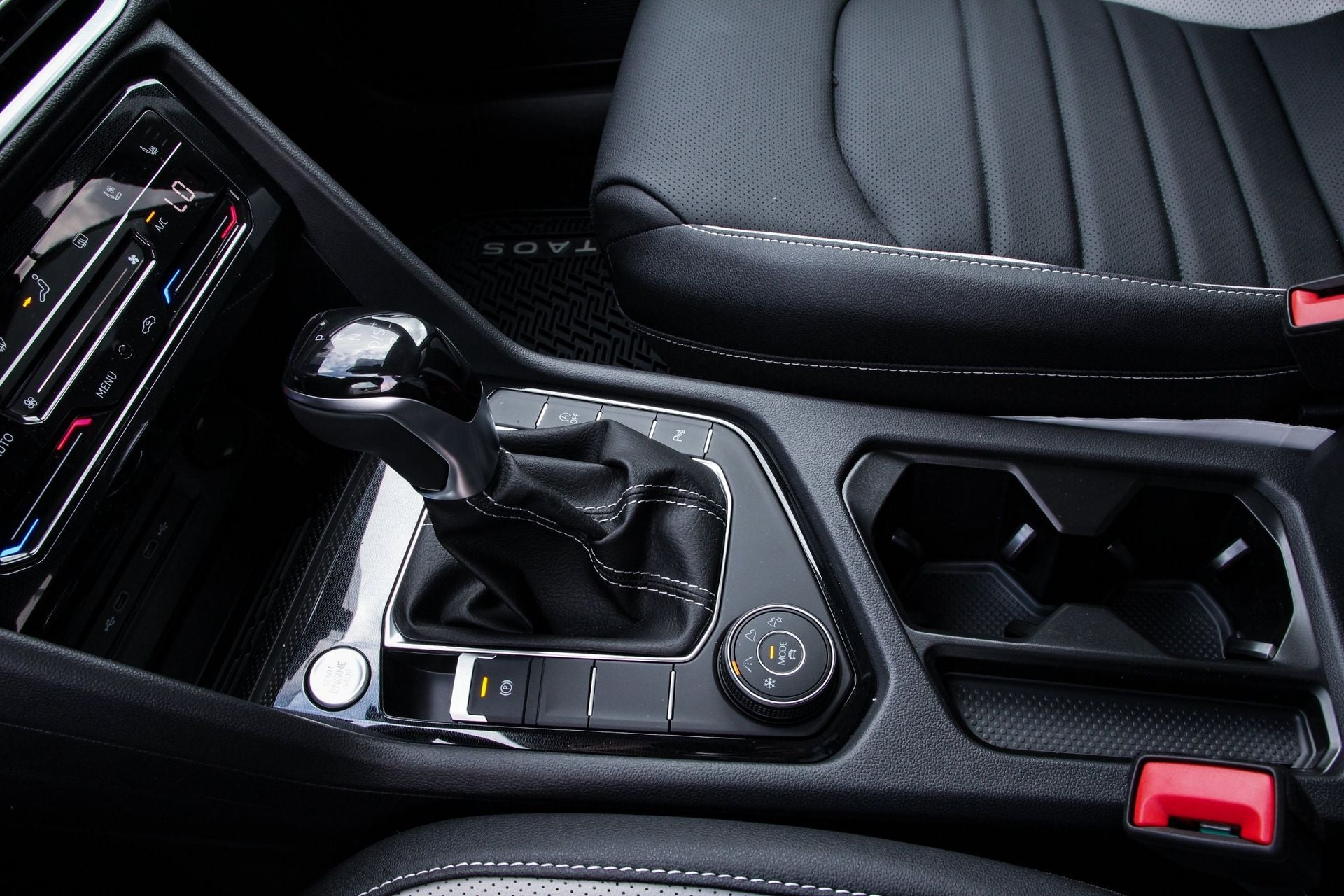 2026 Volkswagen Taos 1.5T SEL