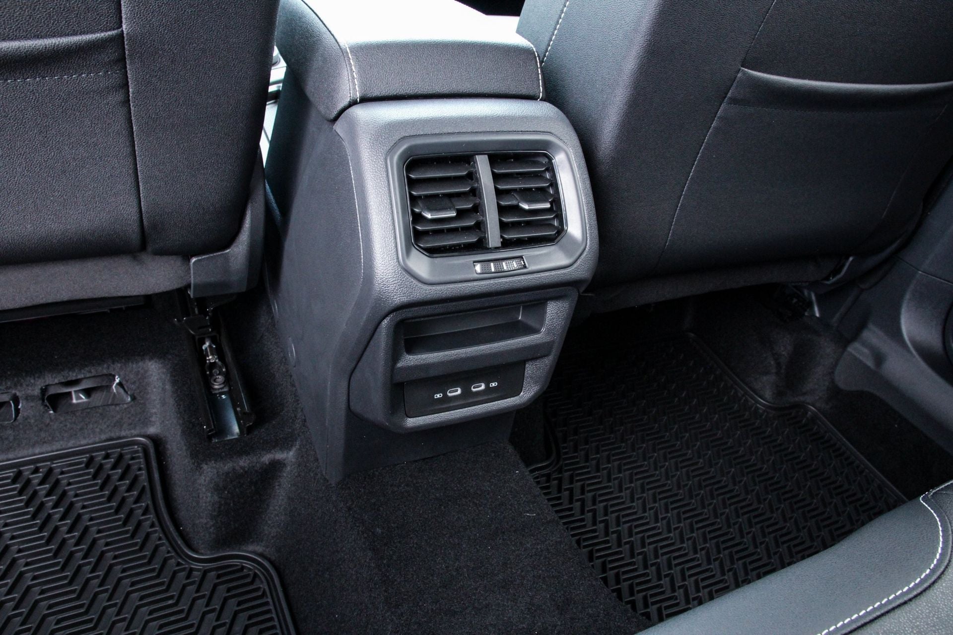 2026 Volkswagen Taos 1.5T SEL