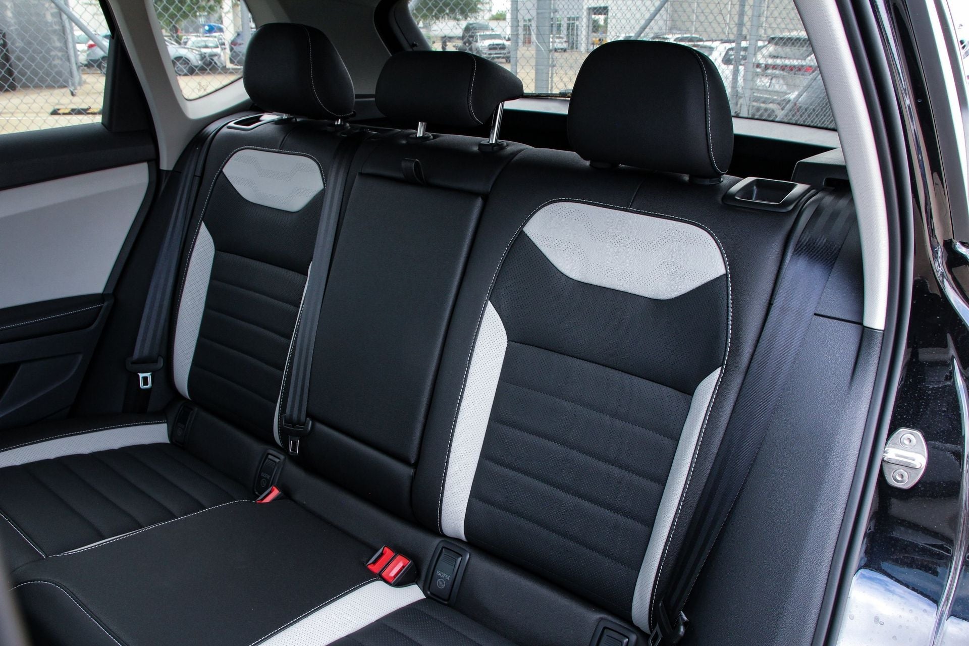 2026 Volkswagen Taos 1.5T SEL