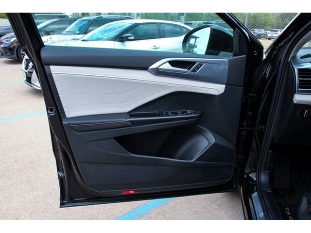 2026 Volkswagen Taos 1.5T SEL