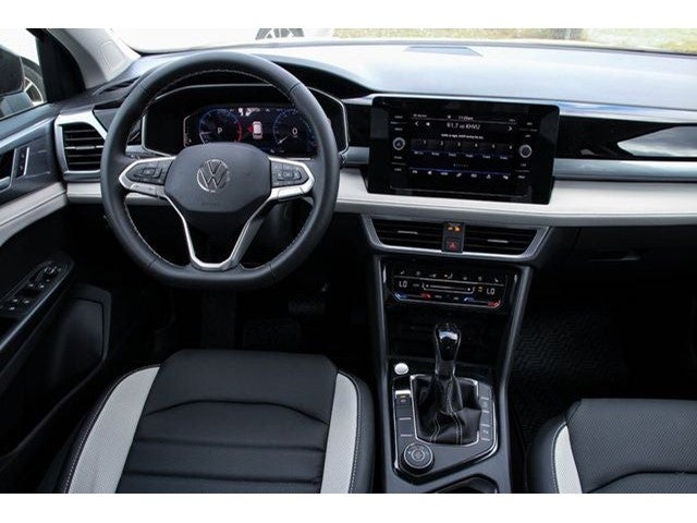 2026 Volkswagen Taos 1.5T SEL