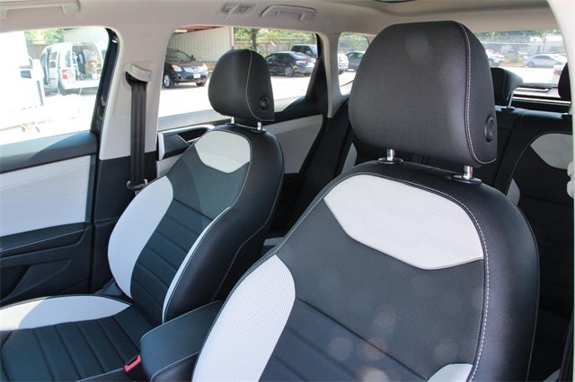 2025 Volkswagen Taos 1.5T SEL