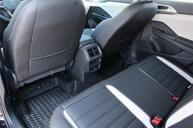 2025 Volkswagen Taos 1.5T SEL