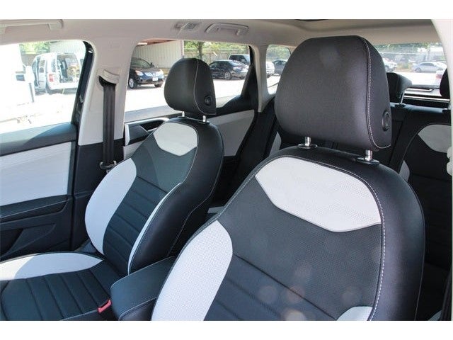 2025 Volkswagen Taos 1.5T SEL