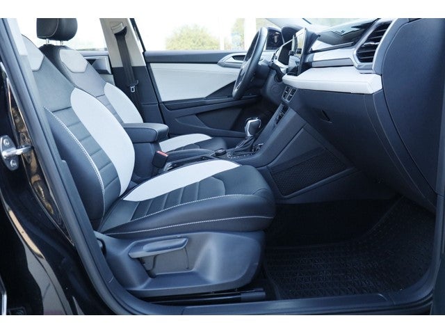 2025 Volkswagen Taos 1.5T SEL