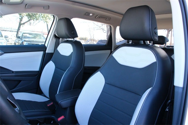 2025 Volkswagen Taos 1.5T SEL