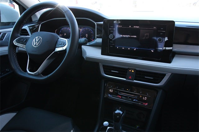 2025 Volkswagen Taos 1.5T SEL
