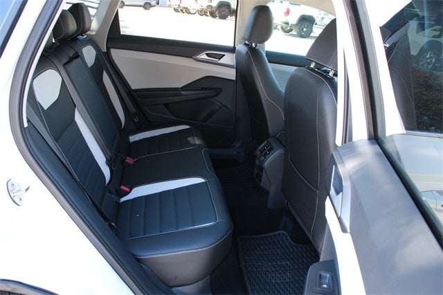 2025 Volkswagen Taos 1.5T SEL