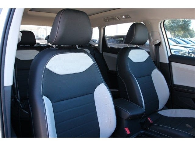 2025 Volkswagen Taos 1.5T SEL