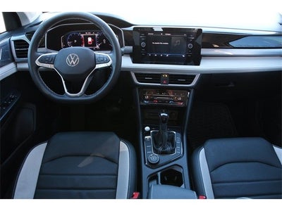 2025 Volkswagen Taos 1.5T SEL