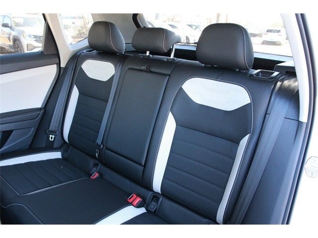 2025 Volkswagen Taos 1.5T SEL