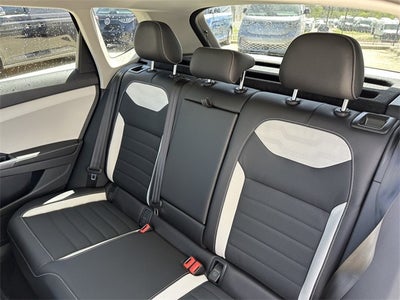 2025 Volkswagen Taos 1.5T SEL