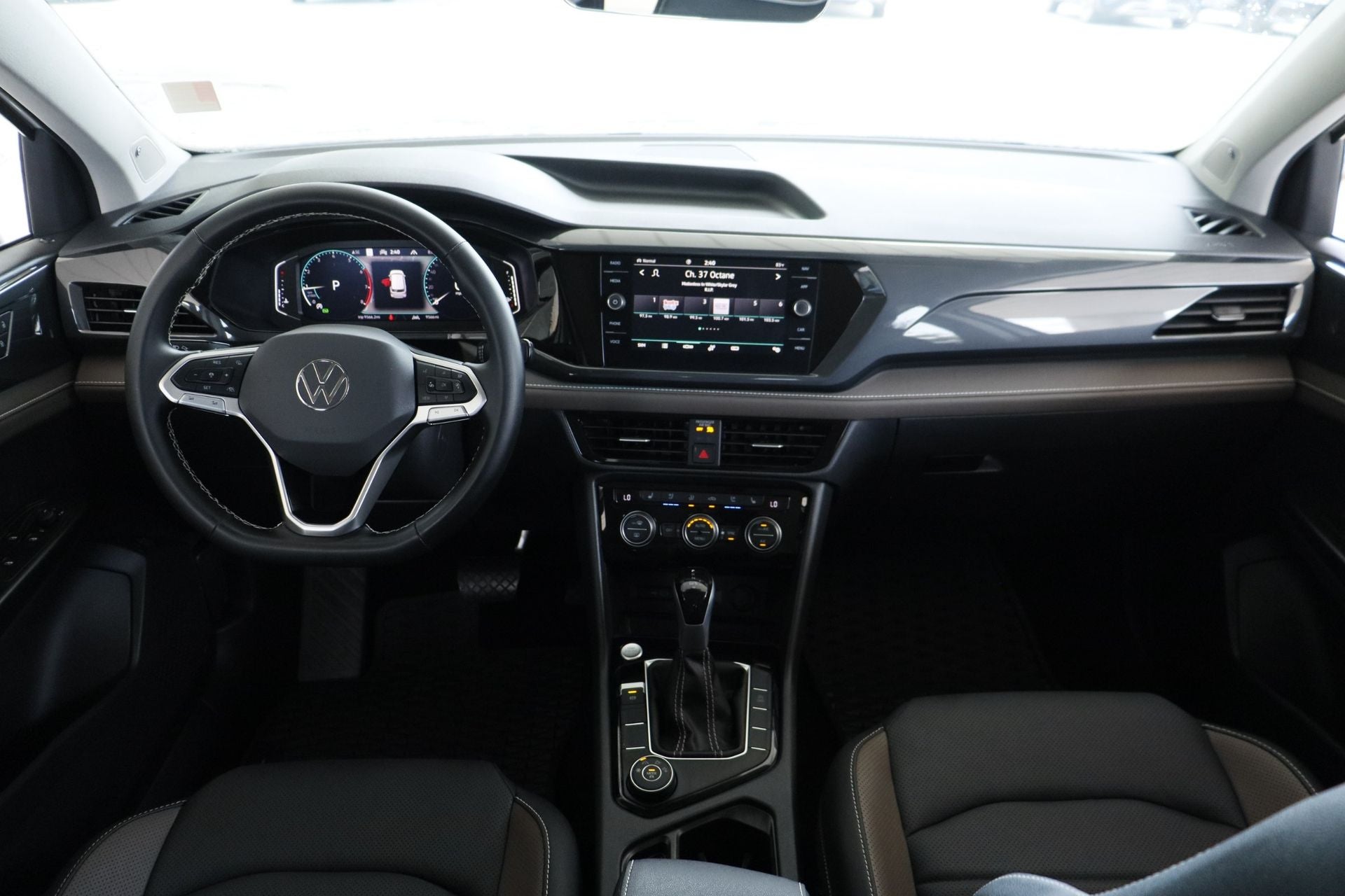 2024 Volkswagen Taos 1.5T SEL