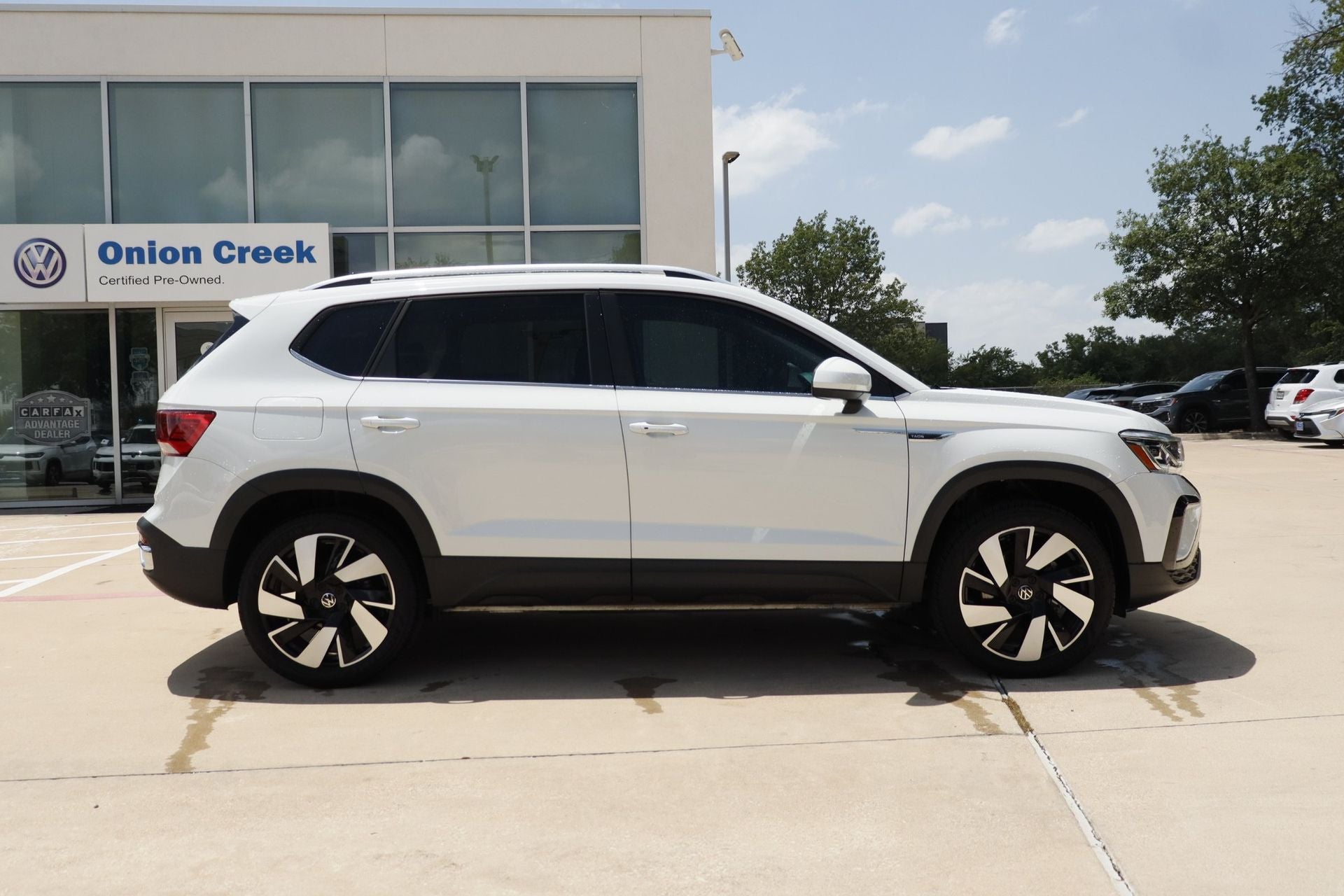 2024 Volkswagen Taos 1.5T SEL