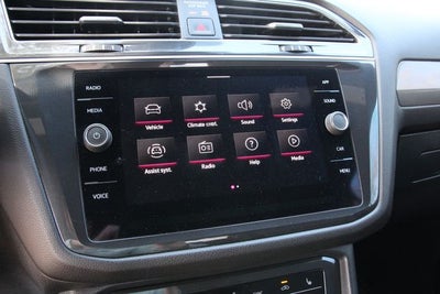 2023 Volkswagen Tiguan 2.0T SE R-Line Black