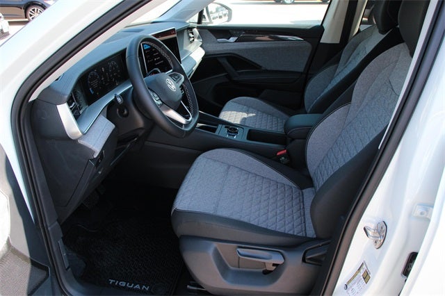 2025 Volkswagen Tiguan 2.0T S