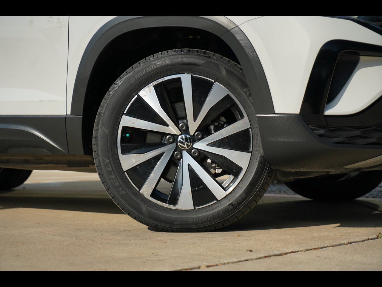 2024 Volkswagen Taos 1.5T SE
