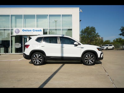 2024 Volkswagen Taos 1.5T SE